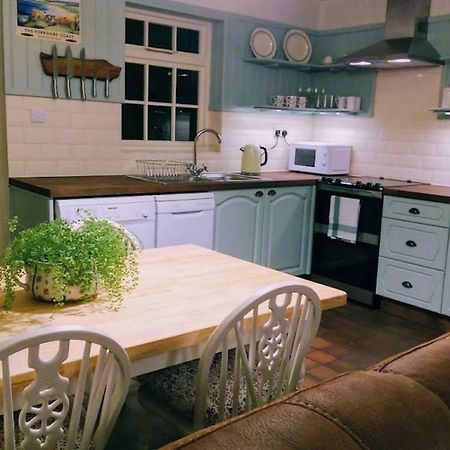 Milliner'S Cottage York Extérieur photo